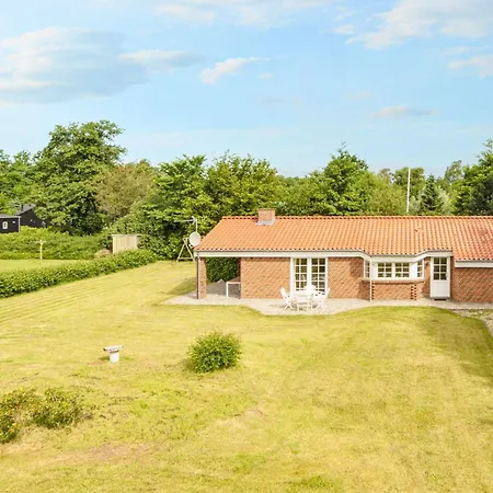 Ferienhaus 4 Star In Orsted Kare