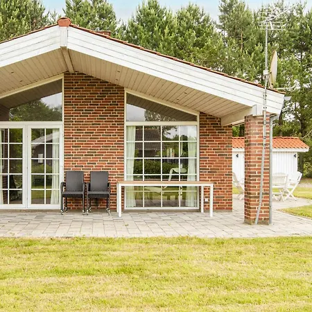 4 Star In Orsted Feriehus *